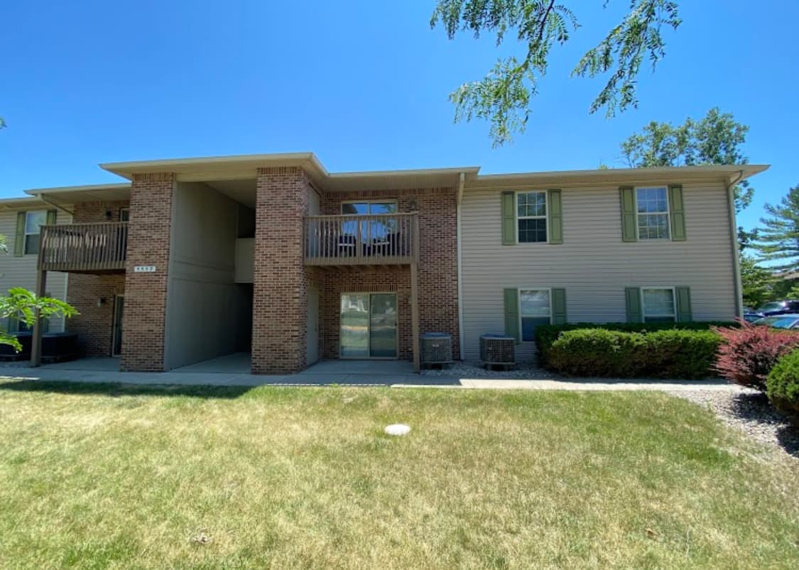 LEASE TRANSFER AT JUST $520 (10 minutes to campus in bus) - 4