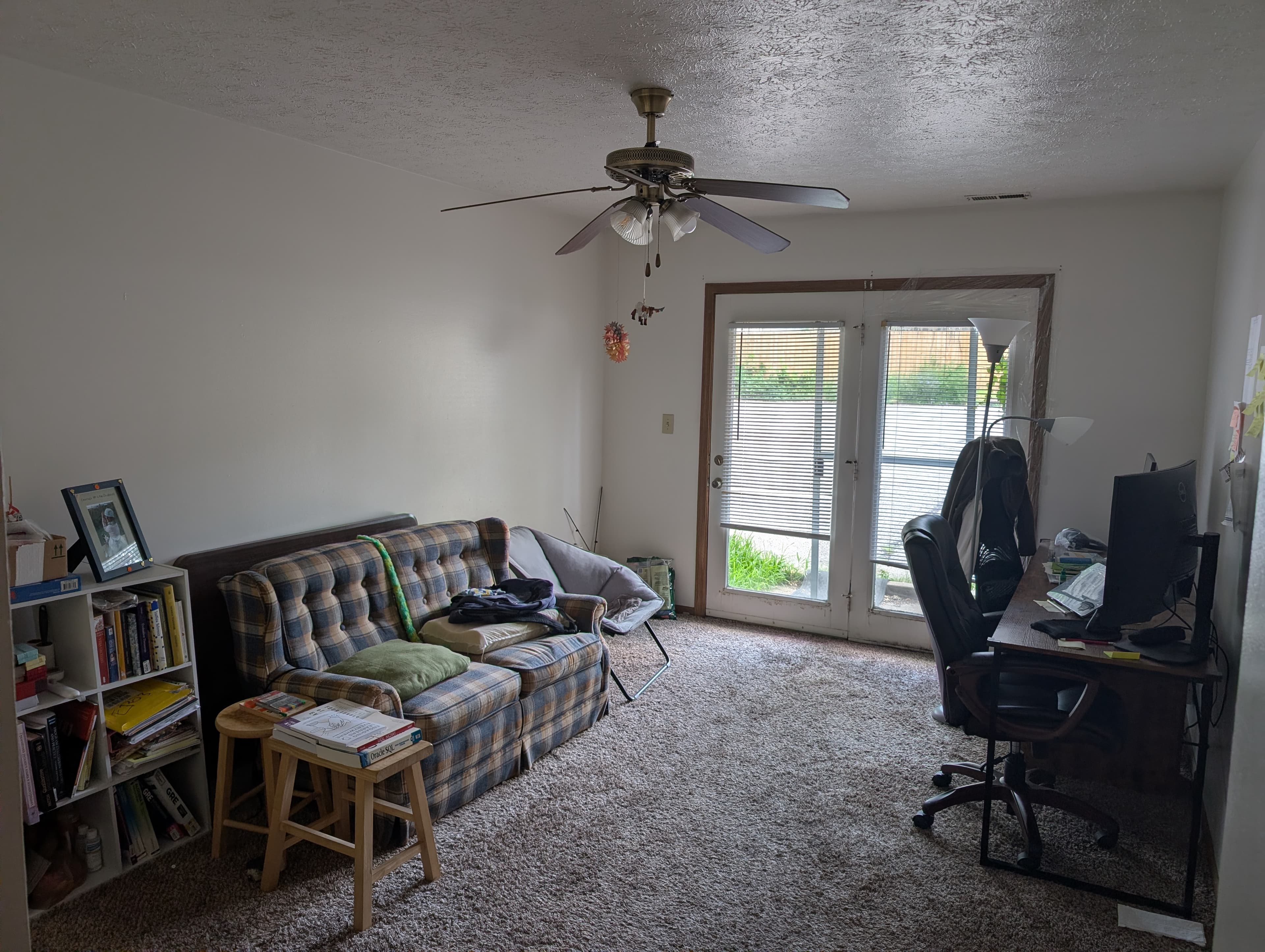Move in Sep., pay from October, no additional fees. - 1